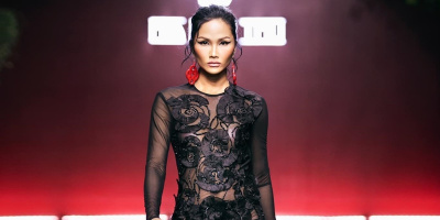 Hoa hậu H'Hen Niê hễ diện váy xuyên thấu catwalk là chỉ có "cháy"