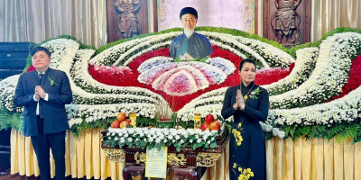 Dàn sao Việt đến dự lễ tưởng niệm cố nghệ sĩ Diệp Lang