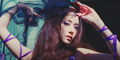 So kè loạt váy áo của 4 thành viên BLACKPINK trong MV cá nhân
