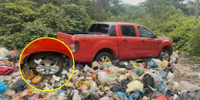 Đem ô tô đi rửa, khách hốt hoảng khi xe bị vứt giữa đống rác