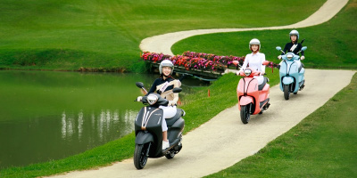 Thùy Tiên giải thích lí do các golfer nữ chuyển sang dùng xe máy trên sân golf