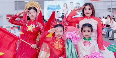 Thời trang áo dài mẫu nhí: Vẻ đẹp truyền thống của thế giới tuổi thơ