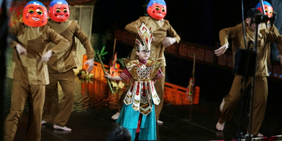 Xệ Xệ ra mắt MV “Thánh Gióng”: Kết hợp rap và múa rối nước