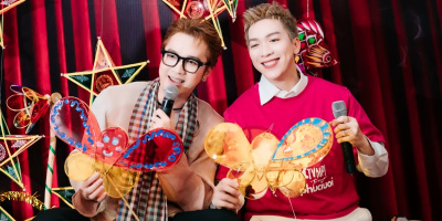 Tăng Phúc "đãi tiệc" Trung thu sớm cho người hâm mộ tại fan meeting