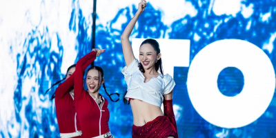 Tóc Tiên “đốt cháy” Waterbomb TP HCM 2025