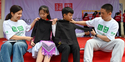 UNIQLO trao 10.000 áo giữ nhiệt và khánh thành nhà bán trú cho học sinh vùng cao