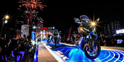 Yamaha NMAX 155 chính thức ra mắt, định hình chuẩn mực mới cho xe tay ga thể thao cao cấp