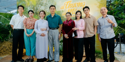 Thu Trang tái hiện đám giỗ miền Tây tại showcase "Ai thương ai mến"