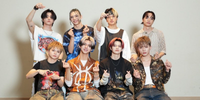 Nhóm nhạc ONE OR EIGHT cảm động trước tình cảm của khán giả Việt Nam