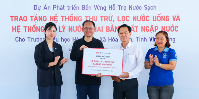 Hơn 500 học sinh và giáo viên vùng cù lao tỉnh Vĩnh Long đón niềm vui nước sạch