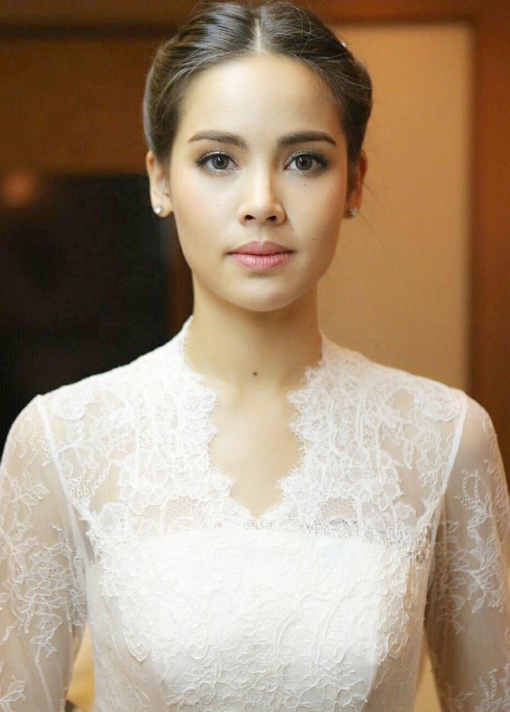 [Image: thailand-most-beautiful-actress-16eec69f.jpg]
