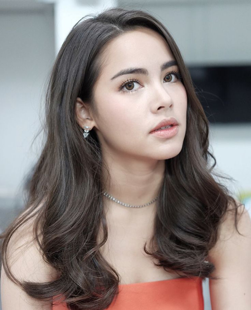 [Image: thailand-most-beautiful-actress-676f974b.jpg]