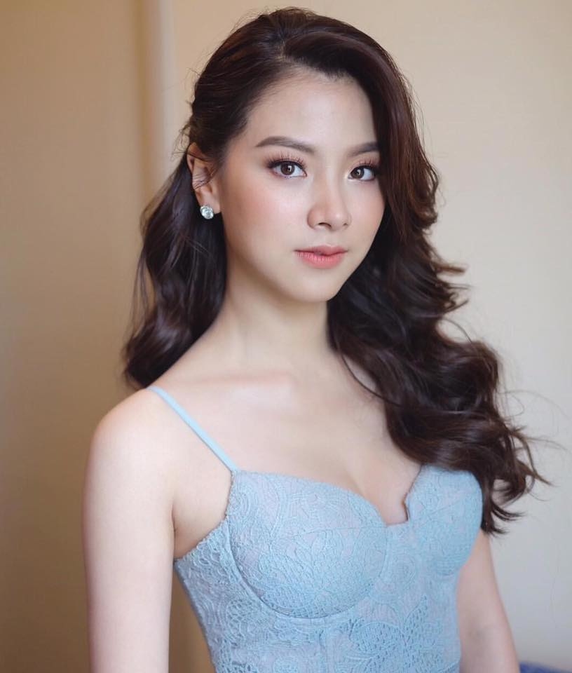 [Image: thailand-most-beautiful-actress-7e6e190c.jpg]