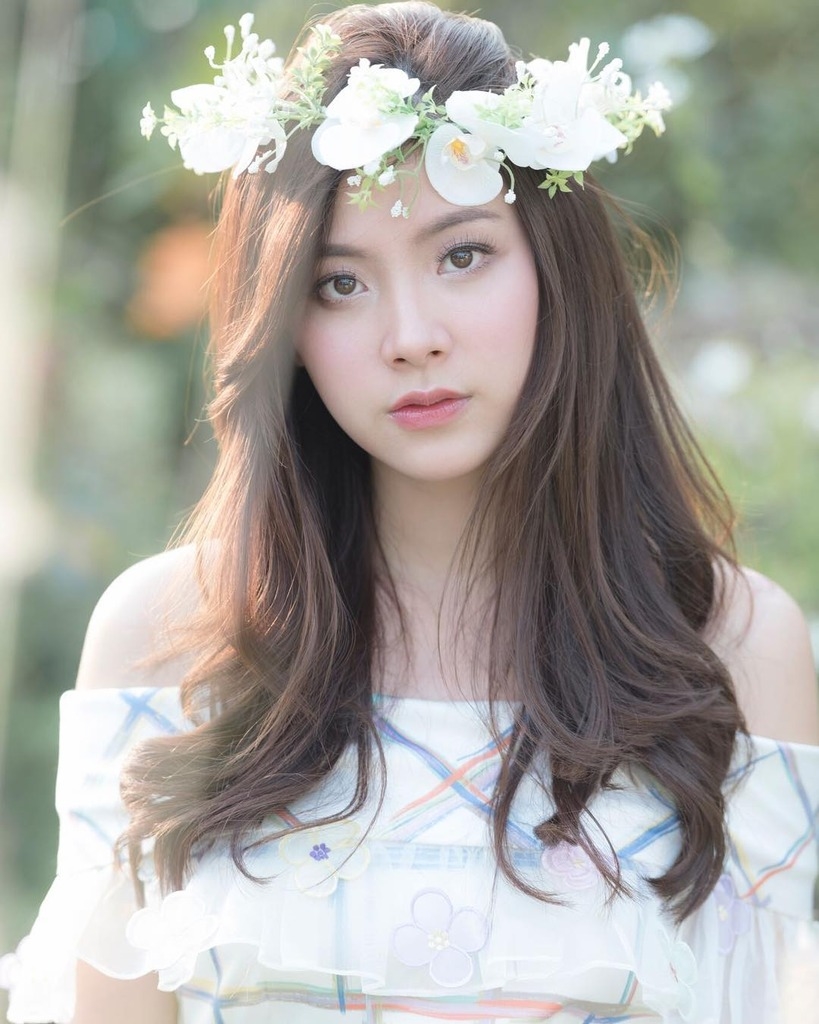 [Image: thailand-most-beautiful-actress-ba0d4584.jpg]