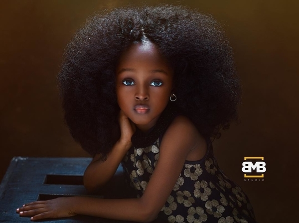 Cô bé xinh đẹp nhất TG: 6 tuổi đến từ Nigeria nhưng đã phá vỡ mọi quy chuẩn về cái đẹp
