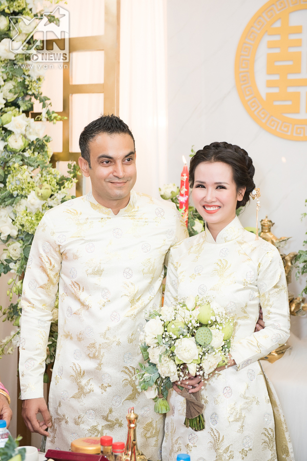 Biểu cảm của bố mẹ sao Việt trong đám cưới con: Người cười như Tết, người khóc nức nở - Tin sao Viet - Tin tuc sao Viet - Scandal sao Viet - Tin tuc cua Sao - Tin cua Sao