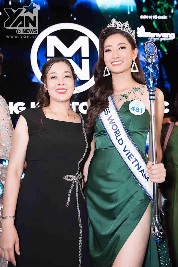 Mẹ Hoa hậu Lương Thùy Linh lên tiếng về tin đồn mua giải: 