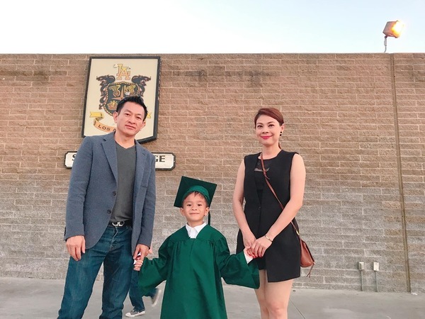 Con trai 8 tuổi của Ngô Kiến Huy tươi tắn trong ngày đầu trở lại trường học ở Mỹ - Tin sao Viet - Tin tuc sao Viet - Scandal sao Viet - Tin tuc cua Sao - Tin cua Sao