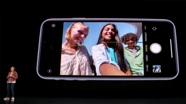 Đánh giá nhanh iPhone 11: 'Cân' cả giới smartphone!