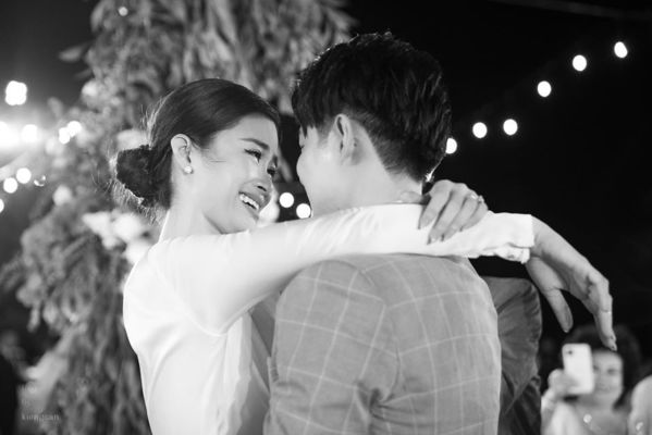 Đám cưới Đông Nhi: Khi nước mắt là niềm hạnh phúc vô bờ của sao Việt - Tin sao Viet - Tin tuc sao Viet - Scandal sao Viet - Tin tuc cua Sao - Tin cua Sao