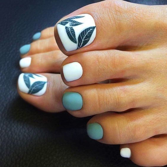 10 mẫu nail cho người lớn tuổi trung niên đẹp Không lo già