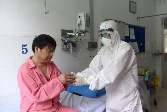  
Bệnh nhân 66 tuổi là một trong 2 người nhiễm virus Corona đầu tiên ở Việt Nam (Ảnh: Tuổi trẻ online)