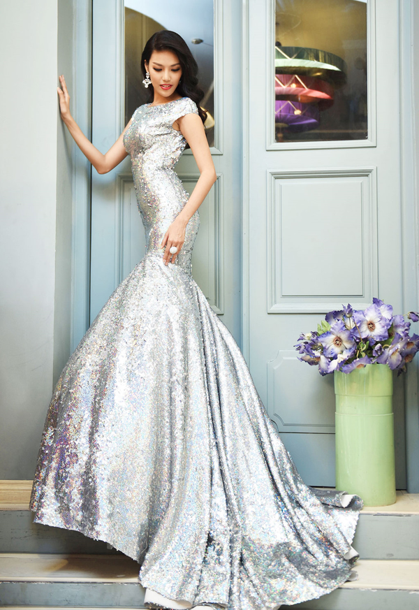 
Lan Khuê diện trang phục của Lý Qúi Khánh dự thi Hoa hậu Thế giới 2015 - Tin sao Viet - Tin tuc sao Viet - Scandal sao Viet - Tin tuc cua Sao - Tin cua Sao