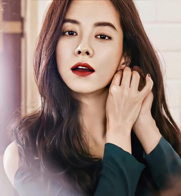  
Song Ji Hyo khá đắt show quảng cáo - Ảnh FBG