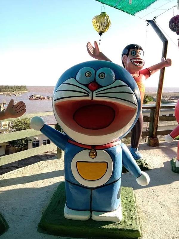 Bạn là một fan hâm mộ đích thực của Doraemon? Hãy đến đây để tìm hiểu về những trang phục đáng yêu và những chiếc túi xách đặc biệt dành cho các fan của chú mèo robot sinh đôi với Dorami này. Chắc chắn bạn sẽ không thể rời mắt khỏi những hình ảnh thần thánh của chúng!