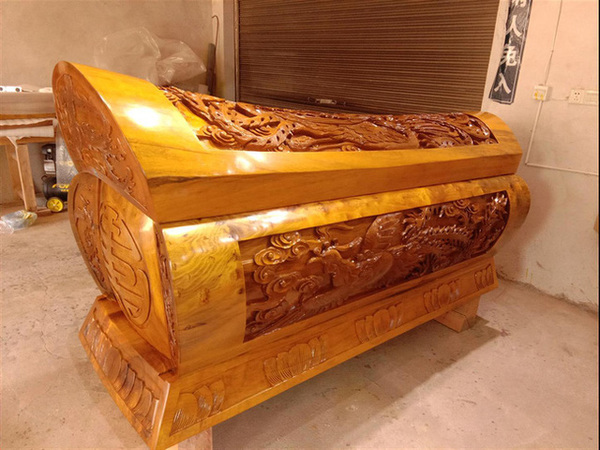 Cỗ quan tài gần 24 tỷ của Vua sòng bài Macau: Được làm từ loại gỗ đặc biệt thế nào khi chỉ có Hoàng đế ngày xưa mới được sử dụng? - Ảnh 6.