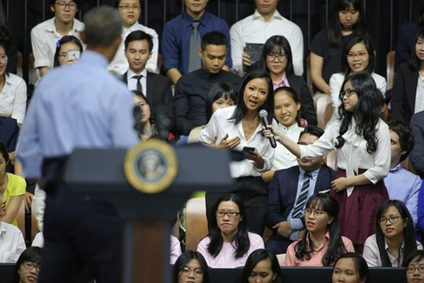  
Suboi biểu diễn tại buổi giao lưu với cựu tổng thống Obama - Tin sao Viet - Tin tuc sao Viet - Scandal sao Viet - Tin tuc cua Sao - Tin cua Sao