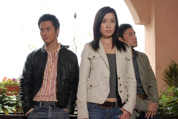  
Trịnh Gia Dĩnh và Xa Thi Mạn gia nhập dàn cast phần 2 của "Bằng Chứng Thép"