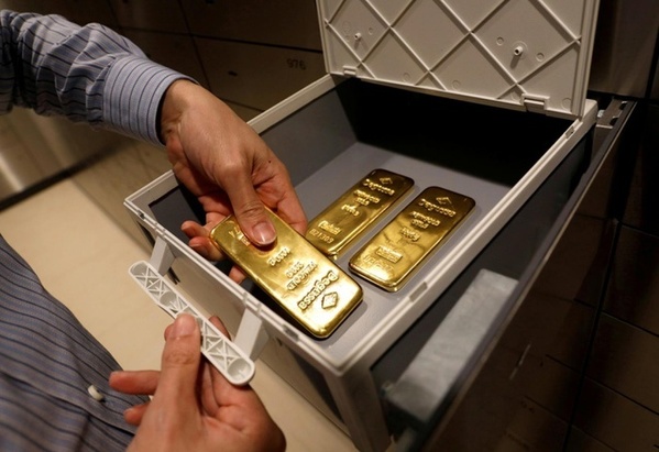  
Vàng được các chuyên gia dự đoán sẽ tăng giá sau chuỗi ngày giảm mạnh. (Ảnh: Reuters)