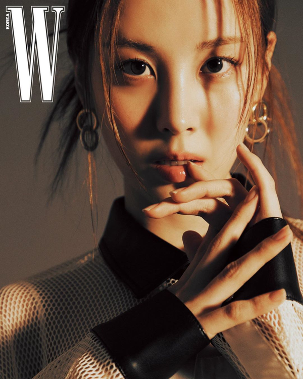  
Vẻ đẹp ngọt ngào của Seohyun trên bìa tạp chí - Ảnh Instagram
