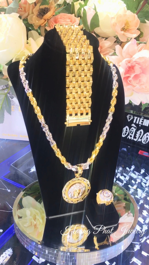 Tiệm Vàng Hoàng Phát lý giải xu hướng sử dụng vàng 610 - phong cách trang sức mới nhất năm 2020