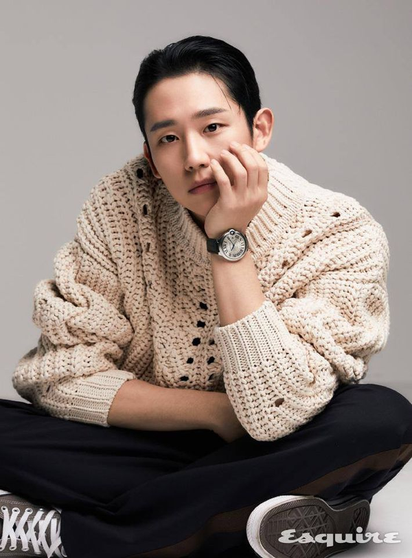 Nét đẹp được di truyền từ đời cha ông đã tạo nên một lợi thế về ngoại hình cho Jung Hae In - Ảnh instagram 