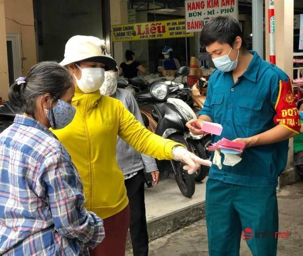 Đi chợ ở Đà Nẵng phải xuất trình thẻ: Nhiều phường không kịp in thẻ