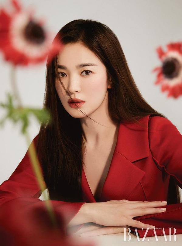 Bài phỏng vấn gây sốt của Song Hye Kyo: Lý do của những bài đăng trên Instagram và bí mật phía sau sự "bình tĩnh" đến khó tin về việc ly hôn Song Joong Ki - Ảnh 4.