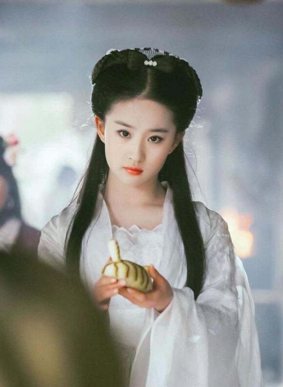  
Lưu Diệc Phi chỉ để lại dấu ấn ở vai Tiểu Long Nữ trong Thần Điêu Đại Hiệp