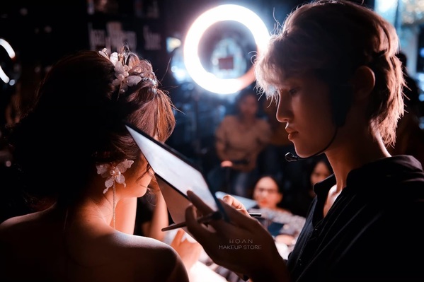 Chuyên gia Nguyễn Hồng Hoan: Muốn makeup đẹp cần có tâm huyết