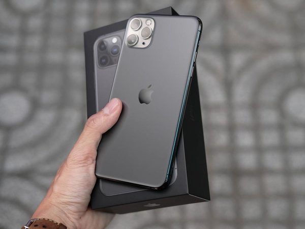  
 iPhone 11 Pro và Pro Max hết hàng tại Việt Nam. (Ảnh: techcrunch)