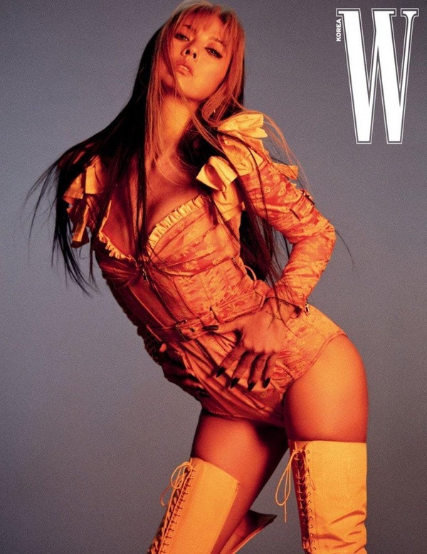  
Hyori luôn là biểu tượng gợi cảm số 1 của K-pop. (Ảnh: W-Korea)