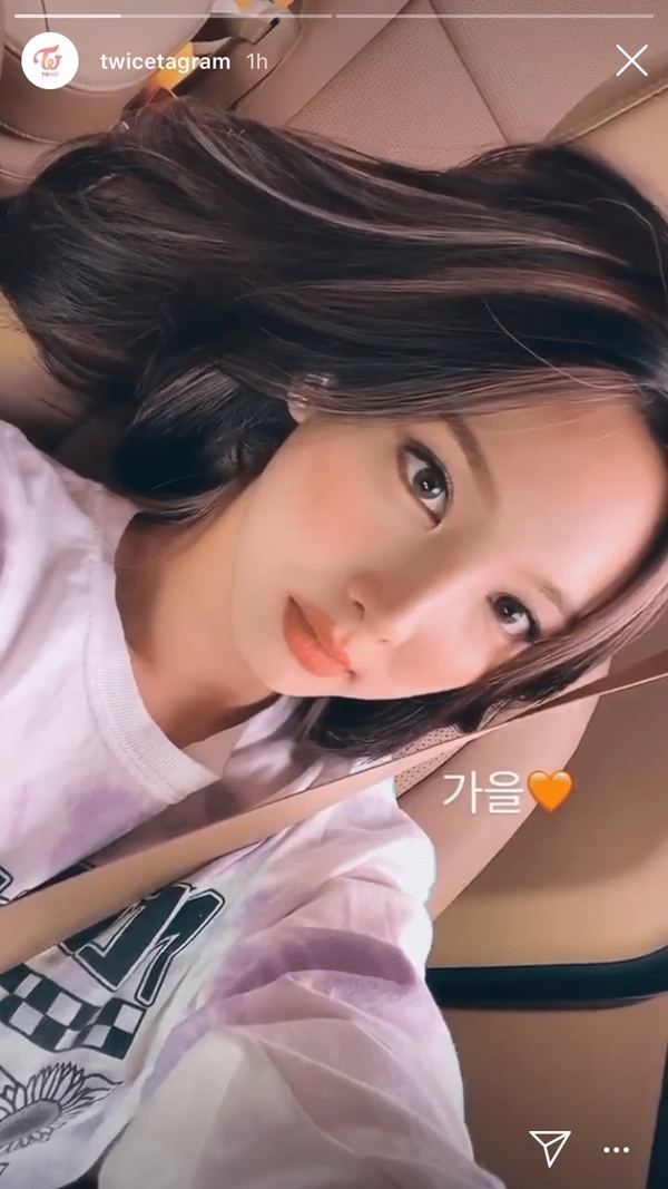    Nayeon từ cô gái ngọt ngào hóa nàng cá tính. (Ảnh: Chụp màn hình)