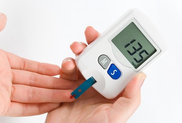 Có cần làm lại xét nghiệm khi đã bấm đường huyết ở nhà?
