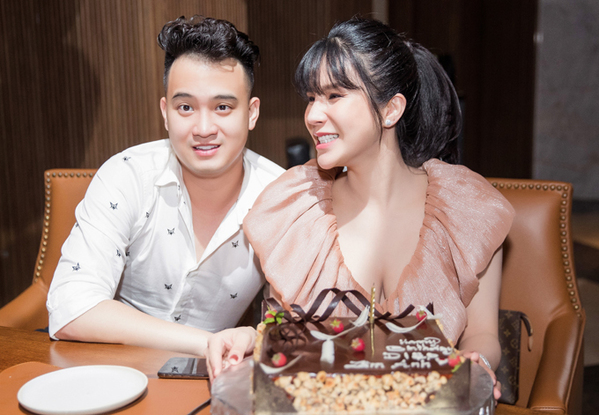 Diệp Lâm Anh mừng sinh nhật bên chồng thiếu gia và hội bạn thân - Sao việt  - Việt Giải Trí