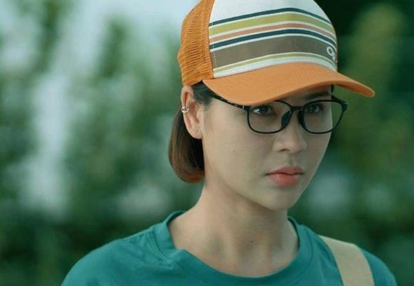  
Lương Thu Trang liên tục góp mặt vào những vụ án phức tạp và còn tùy tiện hành động khiến khán giả ngán tính cách của cô gái này. (Ảnh: VTV)