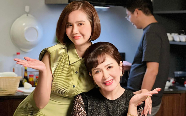 Giữa những nhân vật có mối quan hệ huyết thống cũng cần phải có nét giống nhau, điển hình như NSND Minh Hoà và Huyền Lizzie. (Ảnh: Tư liệu phim)