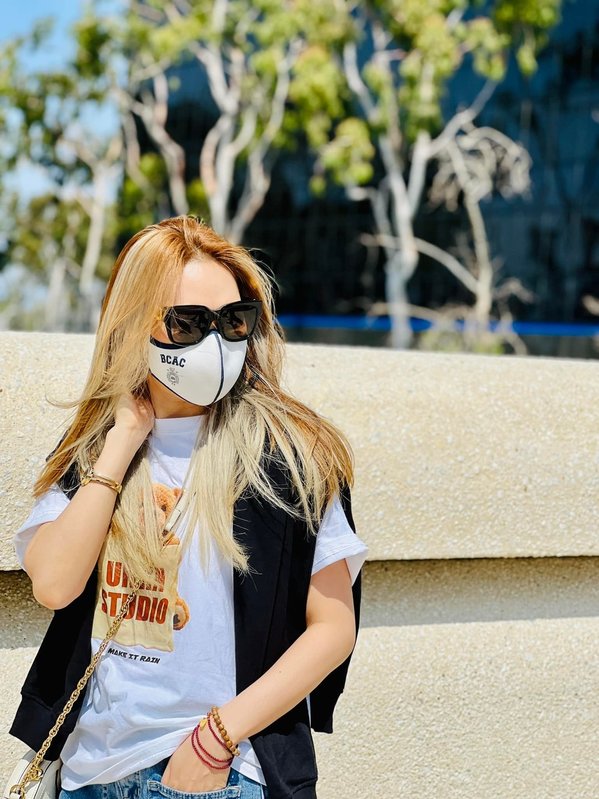    Phong cách thường nhật của Mỹ Tâm vô cùng thoải mái, năng động (Ảnh FBNV)