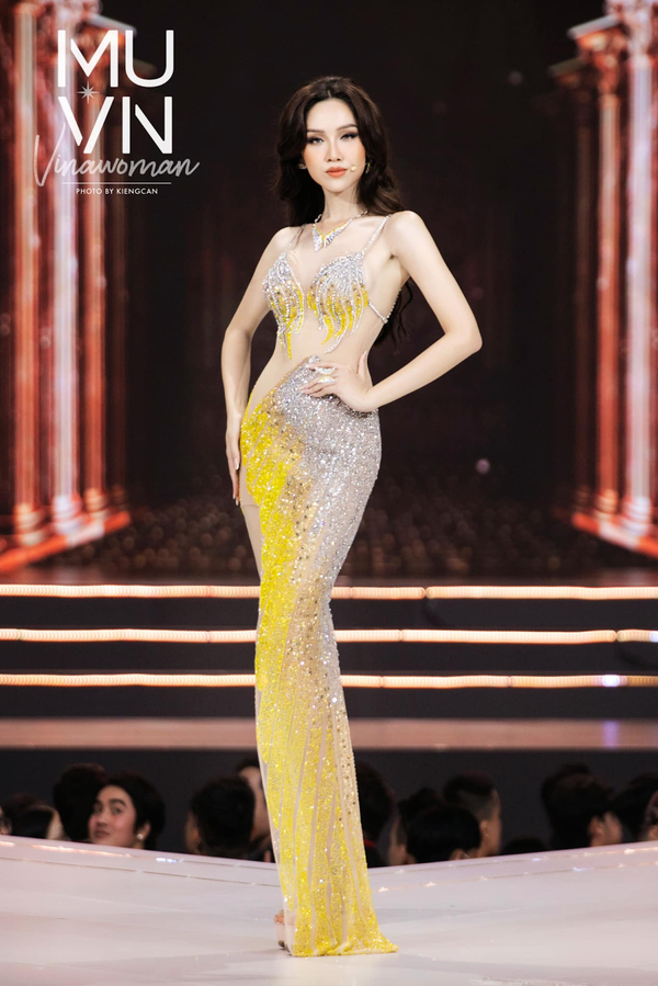  
Cô nàng có phần trình diễn cực kỳ ấn tượng tại vòng bán kết Hoa hậu Hoàn vũ Việt Nam 2022 vào ngày 21/6 vừa qua. (Ảnh: Facebook Đỗ Nhật Hà) - Tin sao Viet - Tin tuc sao Viet - Scandal sao Viet - Tin tuc cua Sao - Tin cua Sao