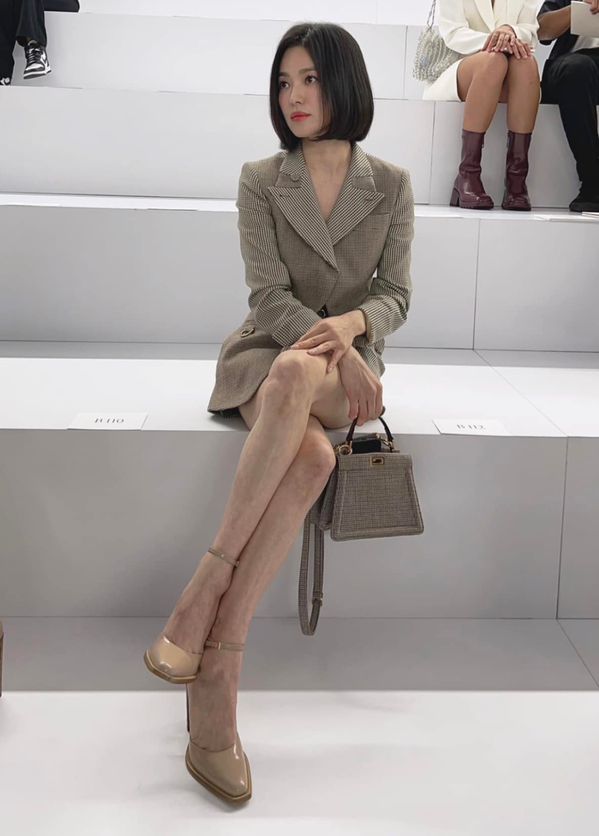  
Song Hye Kyo tại một sự kiện thời trang cao cấp mới đây. (Ảnh: Pinterest)